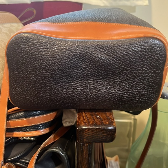 Dooney and Bourke Handbag - Picture 5 of 9